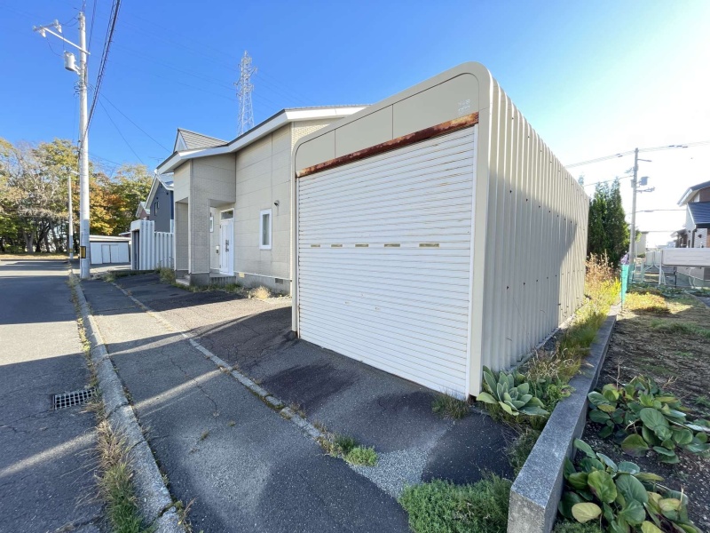 千歳市北光6丁目 4SLDK中古戸建 車庫あり