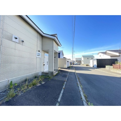 千歳市北光6丁目 4SLDK中古戸建 前面道路