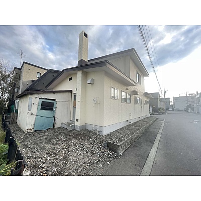 千歳市新富2丁目 南西向き角地解体更地渡し売土地　現地写真