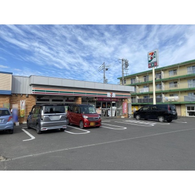 セブンイレブン千歳自由ヶ丘店　約520ｍ