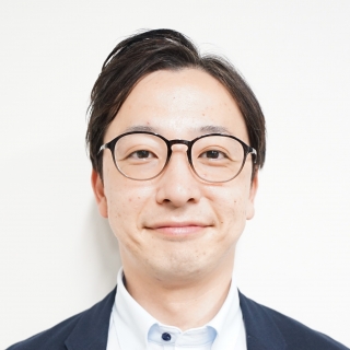 吉岡　成哲